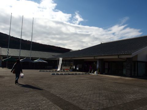 道の駅おがわまちの敷地内にある埼玉伝統工芸会館にも行ってみました。