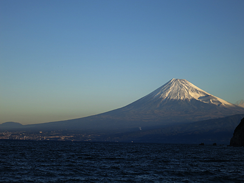 朝富士山