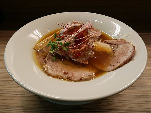 ＭＯＶＥ麺ｔ・ライト鶏魚貝SOBA